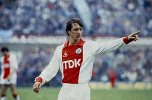 Cruyff é o maior jogador da história do Ajax