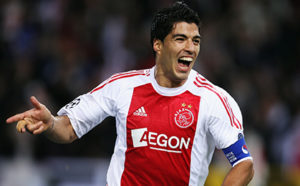 Luis Suarez um dos grandes jogadores do Ajax do século XXI