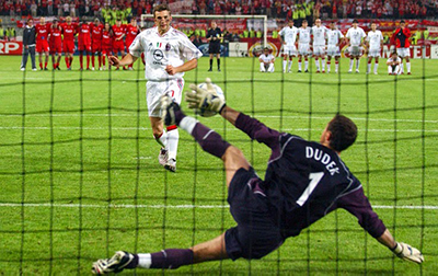 2005: um desastre para o Milan em final da Liga dos Campeões.