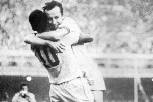 Tostão fez dupla com Pelé