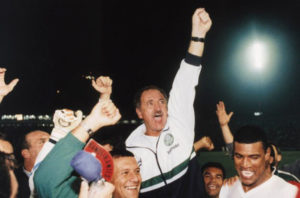 Felipão no título da primeira Copa do Brasil do Palmeiras.