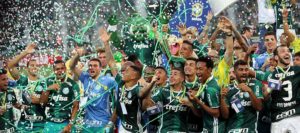 Palmeiras conquista seu 9º título brasileiro.
