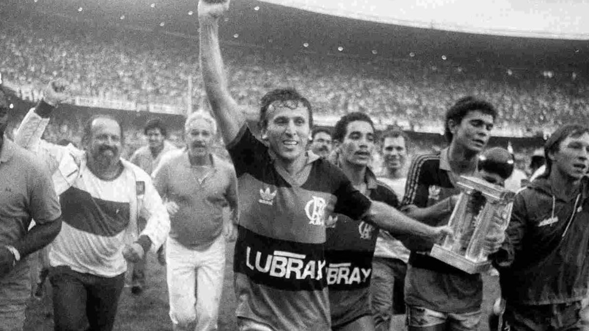 Zico no Flamengo em 1987.