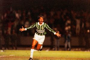 Evair, craque do Palmeiras em 1993.