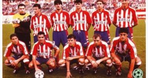 Elenco do doblete de 1995, com Diego Simeone.