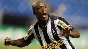 Clarence Seedorf: um dos principais jogadores estrangeiros da história do Botafogo, se não o principal.