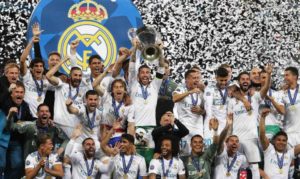 Real Madrid fechando o tricampeonato da Liga dos Campeões em 2017-18