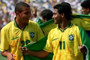 Ronaldo e Romário em 1994.