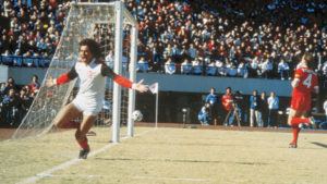Nunes ao marcar o gol que deu o título mundial do Flamengo.