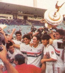 São Paulo conquista o título da Copinha de 1993 após final acirrada.