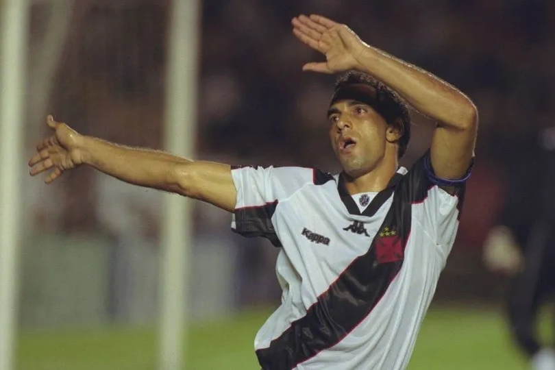 Edmundo acabou com o Flamengo em 1997!