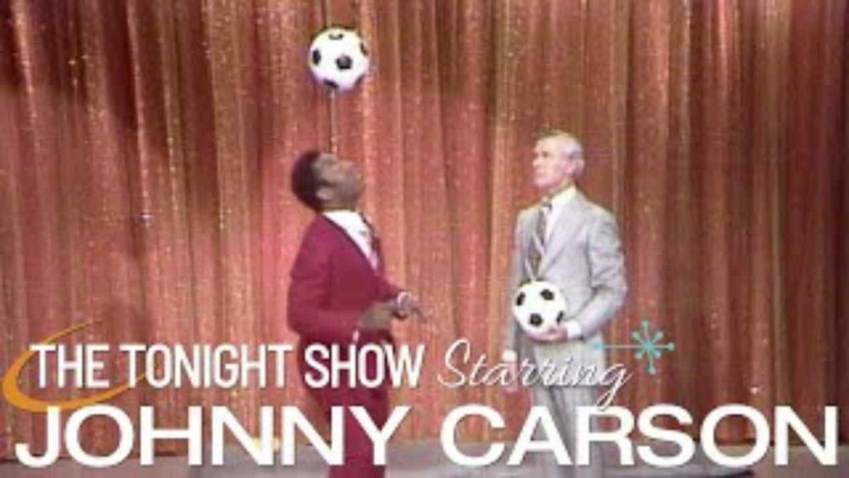 Pelé com Johnny Carson em 1973.