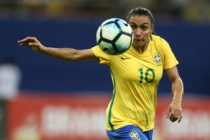 Marta é maior jogadora brasileira de todos os tempos