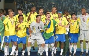 Brasil conquista o mundial sub 20 em 2003.