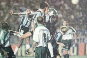 Grêmio bate o Palmeiras nas quartas de finais do Brasileiro 1996