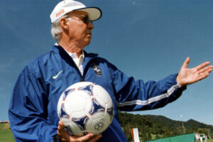 Zagallo também trabalhou nas Copas de 1974 e 1998 como treinador.